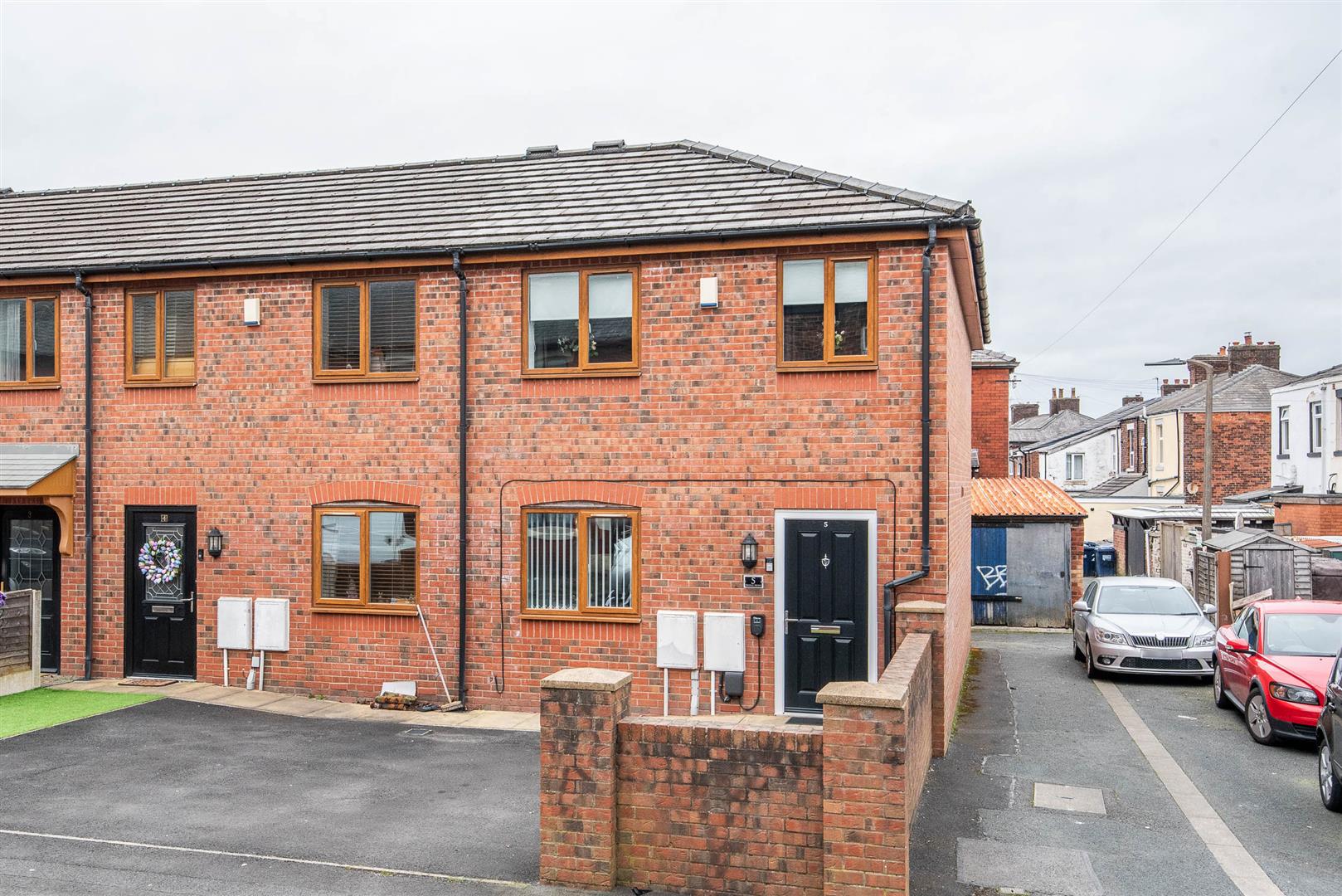 2 bed property in Moon Street, Preston